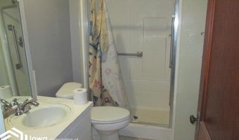 207 Brown St, Alexander, IA 50420