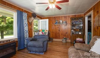 1424 Bear Creek Rd, Bakersville, NC 28705