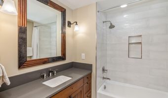 204 Bear Paw D6, Avon, CO 81620