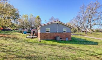 60 Tarrent St, Andrews, NC 28901