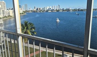 2910 Point East Dr M610, Aventura, FL 33160