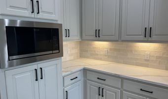 5009 Alaska St, Bay St. Louis, MS 39520