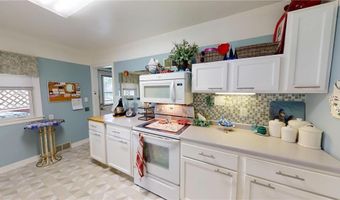 1015 W William St, Albert Lea, MN 56007