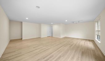 44226 MOSSY BROOK Sq, Ashburn, VA 20147