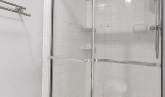 15605 EVERGLADE Ln A303, Bowie, MD 20716