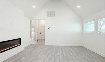 2905 SW Lovely Ln, Bentonville, AR 72713