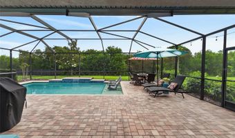 7020 OLD BENTON Dr, Apollo Beach, FL 33572