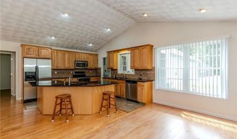 167 Cranberry Ridge Rd, Glocester, RI 02857