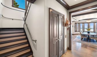 2488 BEACH LOOP Dr, Bandon, OR 97411