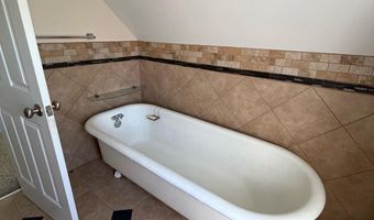 409 South St, Batesville, IN 47006