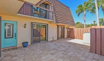11 Atrium Cir D, Atlantis, FL 33462
