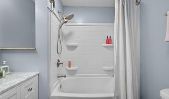 406 234TH St, Aledo, IL 61231