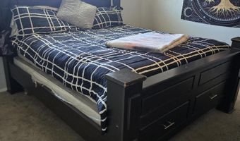 908 W CHAVEZ Ave, Belen, NM 87002