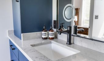 136 Montfair Dr, Amherst, VA 24521