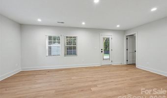 2000 Kilborne Dr, Charlotte, NC 28205