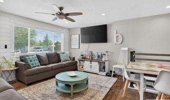 4593 Sawtooth St, Chubbuck, ID 83202