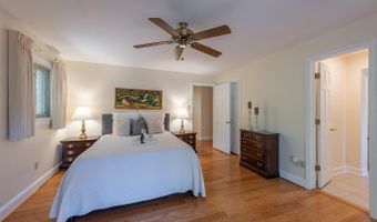 7041 CINDY Ln, Annandale, VA 22003