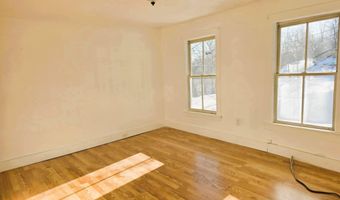 5 Reynolds Dr, Brattleboro, VT 05301