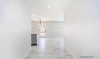 8870 W RAFAEL Dr, Arizona City, AZ 85123
