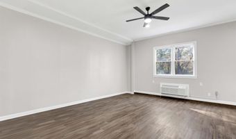 1724 KING CHARLES Ct, Alabaster, AL 35007