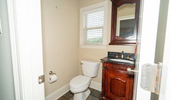 8 Oak Alley Ln, Long Beach, MS 39560