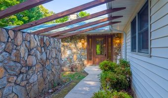 144 Panther Creek Dev, Almond, NC 28702