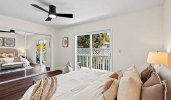 227 Center Ave, Aptos, CA 95003