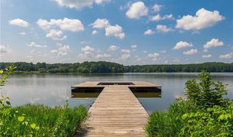 4559 Collins Ave, Acworth, GA 30101