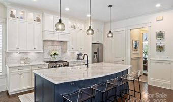 2841 Attaberry Dr, Charlotte, NC 28205