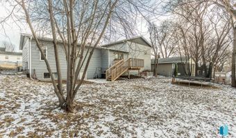 205 S 1st Ave, Brandon, SD 57005