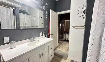 332 I St SW, Ardmore, OK 73401