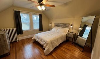 9 Parkwood Ter, Boston, MA 02130