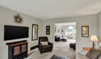 6765 WINDERMERE Ct, Allentown, PA 18104