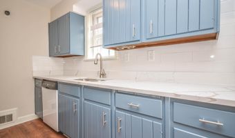 9107 LINDALE Dr, Bethesda, MD 20817
