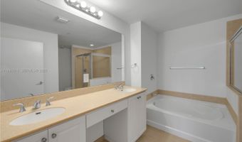 3340 NE 190th St 503, Aventura, FL 33180