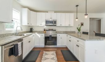 72 Lakeside Dr NW, Alloway, NJ 07461