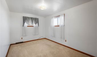 275 Hallam Rd, Amwell, PA 15301