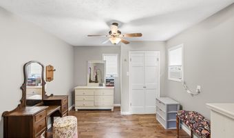 71 Tracy St, Bells, TN 38006