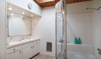 2681 Ocean St, Carlsbad, CA 92008