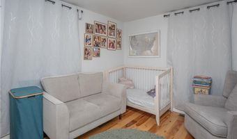 24 Southmayd St, Newport, RI 02840