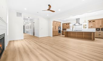 1905 N TAYLOR St, Arlington, VA 22207