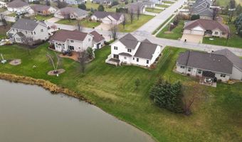 N9115 HEDGEROW Drive, Appleton, WI 54915