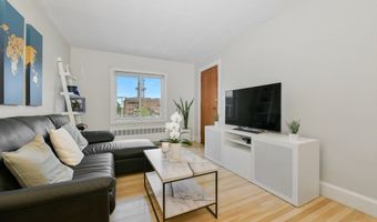 4635 Washington St 4, Boston, MA 02131