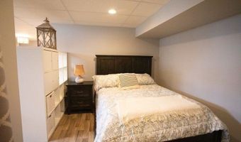 99 Elizabeth St, Agawam, MA 01030