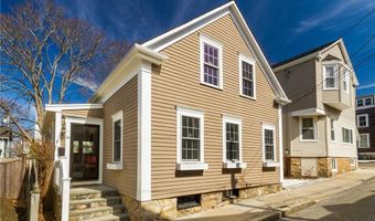 28 Extension St, Newport, RI 02840