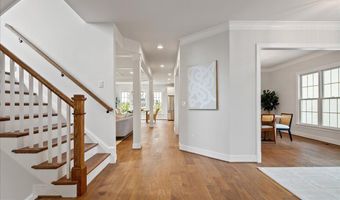 3608 CENTER Dr, Alexandria, VA 22309