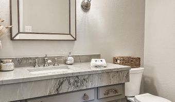 5 Christopher Way, Anniston, AL 36207