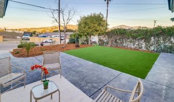 1412 Walbollen St, Spring Valley, CA 91977