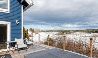 12 Laurence Way, Falmouth, ME 04105