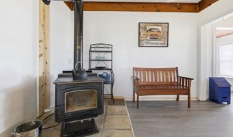 686 Weeks Ave, Asbury, MO 64832